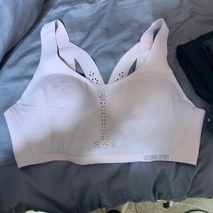 Victoria’s Secret angel max sports bra